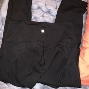 Yogalicious size Medium leggings